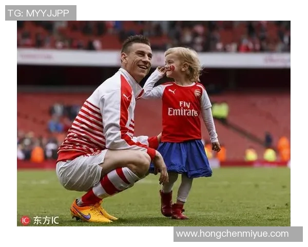 众多足球明星背后的女友们揭示了他们的爱情故事与生活点滴 众多足球明星背后的女友们揭示了他们的爱情故事与生活点滴