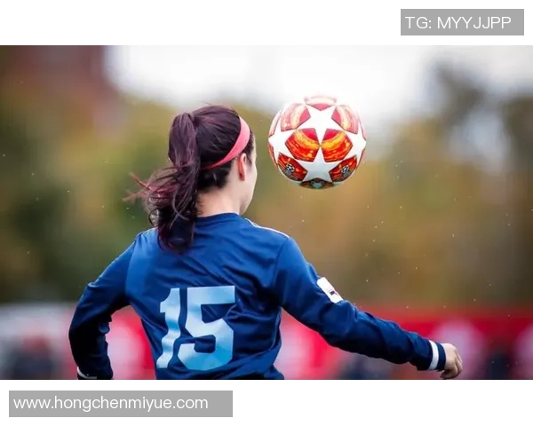 女人与足球明星的奇妙邂逅视频揭示了爱情与梦想的交织瞬间 女人与足球明星的奇妙邂逅视频揭示了爱情与梦想的交织瞬间